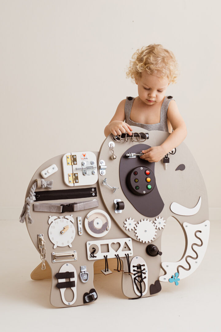 Tablica manipulacyjna Słoń Kostek Zgrywus - obrazek 3